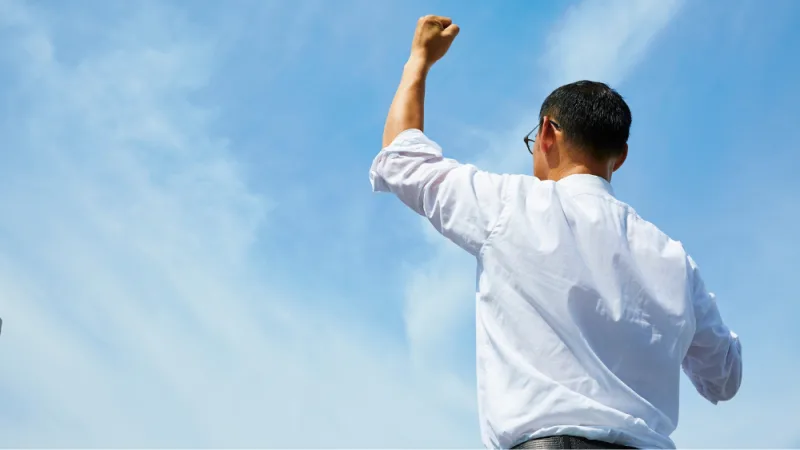 後悔しない決断のために|「逃げの退職」と「攻めの転身」の違い